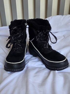 Sorel Black Kids Faux-Fur Lace-Up Winter Boots with Contrast Trim Size 3